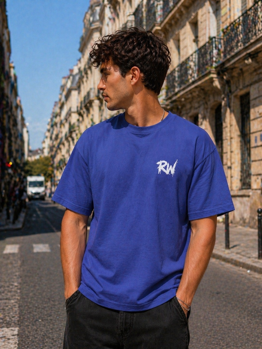 T-shirt Streetwear RW Couleur Bleu Saphir - Reload Reset Reloop. Fabrication à la demande. Livraison estimée 7 à 10 jours.